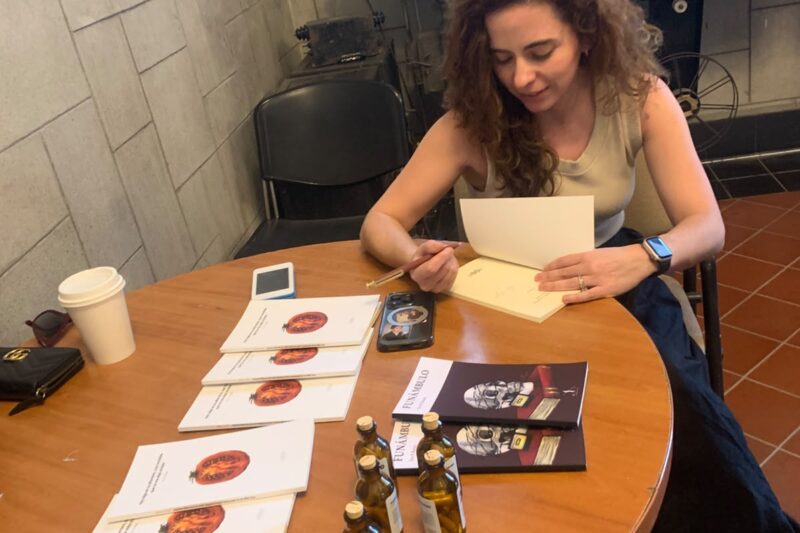 Presentación Hay algo en la alfombra, casi invisible, que no me deja olvidar – UANLeer 2026